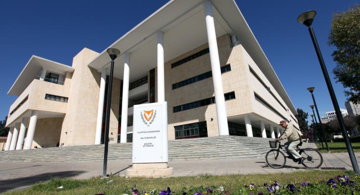 cover State budget shows smaller inflow, larger outflow