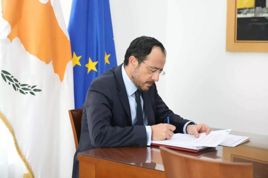 Ο Πρόεδρος Χριστοδουλίδης Δεν Θα Ανασχηματίσει Υπό Πίεση