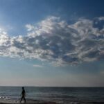 Highs of 34C with Showers Expected on Monday
