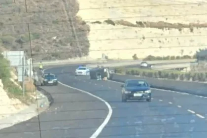 Accident on Paphos-Limassol Highway Involves Vehicle Overturning