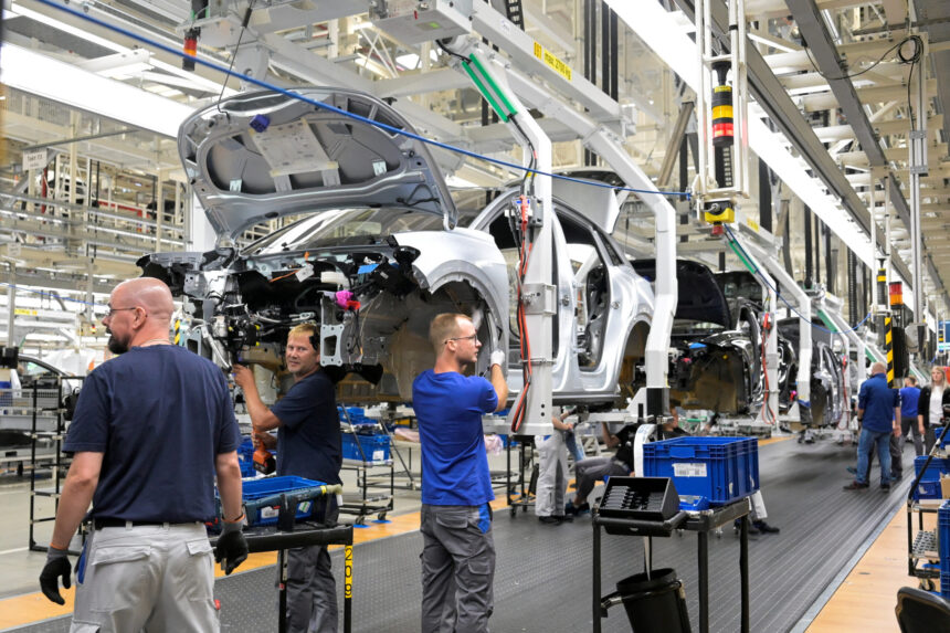 Eurozone Manufacturing Activity Expands for the First Time Since Mid-2022