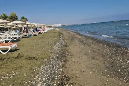 Oroklini Beach Cleared of Engine Oil Contamination