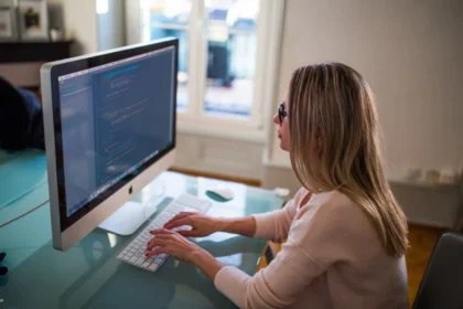 AI and Automation Revolutionise Banking and Work in Cyprus