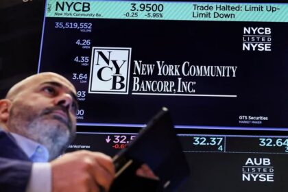 Hedge Funds Remain Cautious as September Proves Historically Tricky for Markets