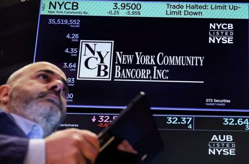 Hedge Funds Remain Cautious as September Proves Historically Tricky for Markets