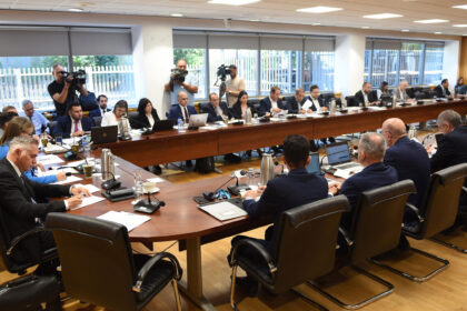 Opposition Critiques Government Policies in State Budget for 2026
