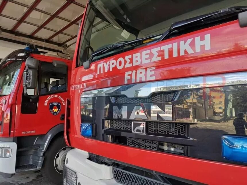 Fire Service Rescues Baby Locked in Car in Paphos