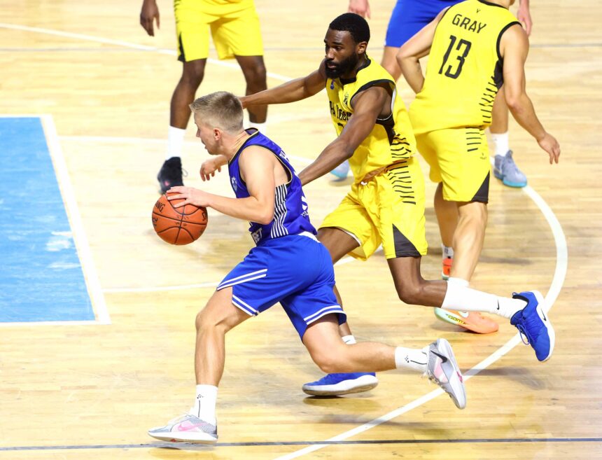 Aνορθωση Launches ECOMMBX Basket League with Victory Over ΕΘΑ