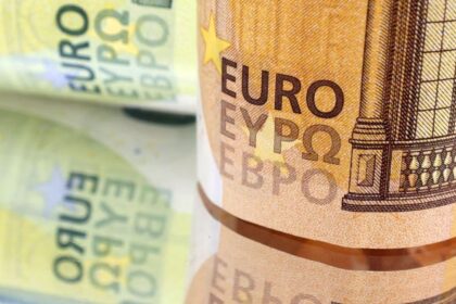 Cyprus Loan Rates Align with Euro Area Averages in August 2025