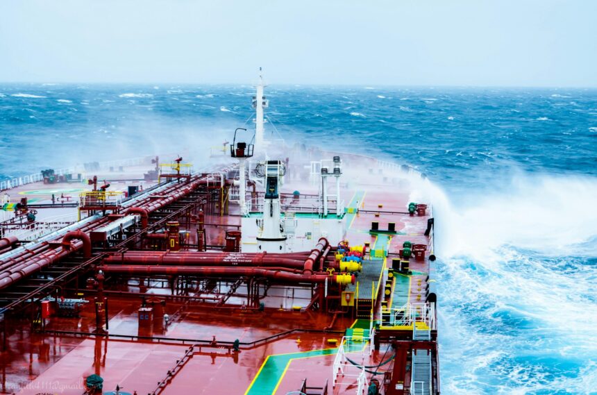 IMO's Net Zero Delay Disrupts Shipping Industry's Green Transition