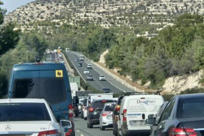 Heavy Traffic on Larnaca-Nicosia Motorway Due to Works