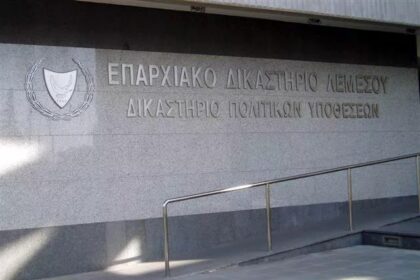 Lawyer Sentenced for €175,000 Bounced Cheque