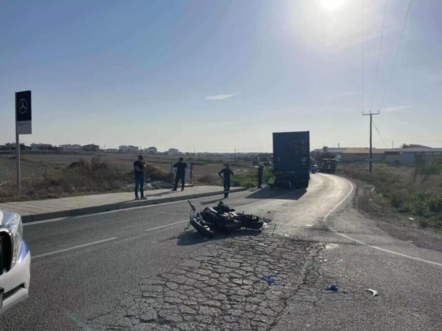 Motorcyclist in Critical Condition After Collision with Lorry