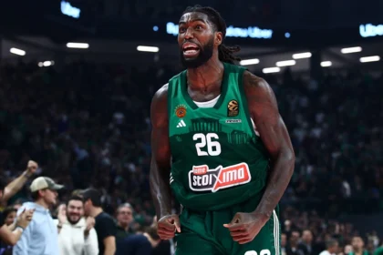 Mathias Lessort Trusts Renowned Surgeon Niek van Dijk for Ankle Surgery