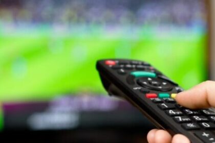 Today's TV Agenda: Key Matches and Broadcast Details