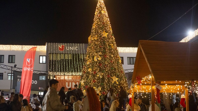 Nicosia's Festive Programme Attracts Enthusiastic Crowds