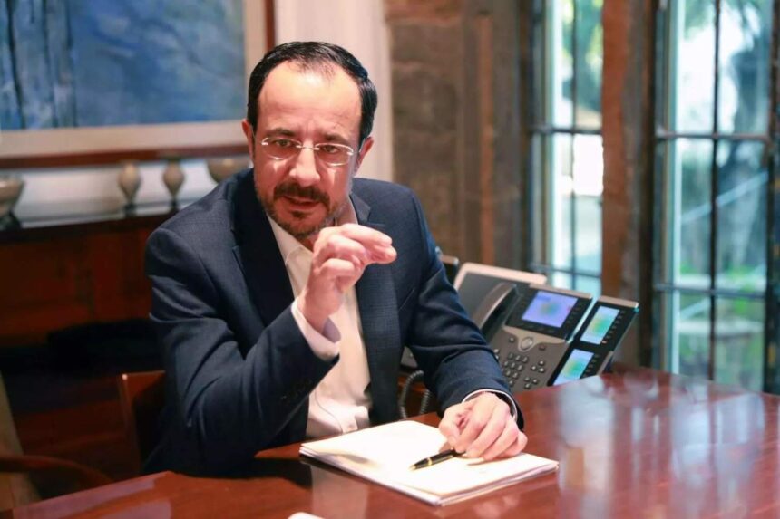 Christodoulides Asserts Readiness for Cyprus Talks, Dismisses US Intervention Claims