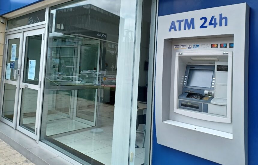 Planning Payments? Bank Closures in Cyprus for Christmas and New Year