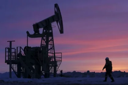 EU Petroleum Oil Imports Drop as LNG Purchases Surge in 2025