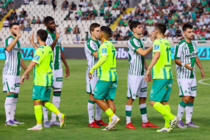 ομόνοια: Ομόνοια's Tactical Brilliance Could Propel AEK to the Last 16