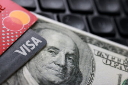 Trump's Credit Card Rate Cap Plan Sends Financial Stocks Plummeting