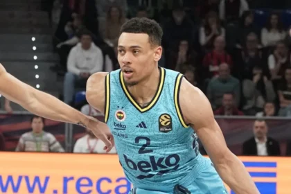 Baldwin Stars as Fenerbahce Overcomes Baskonia in EuroLeague Showdown