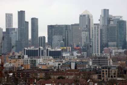 UK Banks Set to Announce Higher Profit Targets Amid Strong Performance