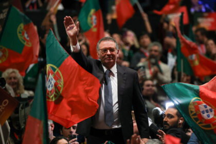 Portuguese in Cyprus Vote for President-Elect Seguro