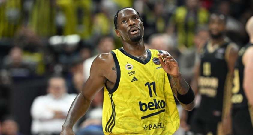 Panaθinaikos Closing in on Nigel Hayes-Davis Transfer