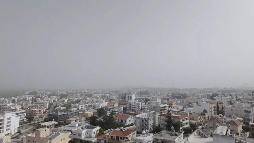 Schools in Cyprus Keep Pupils Indoors Due to Dust