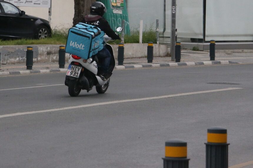 Twenty-Year-Old Arrested in Limassol for Extortion and Theft