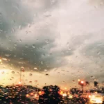Weak High Pressure Bringing Dust and Clear Skies from Monday
