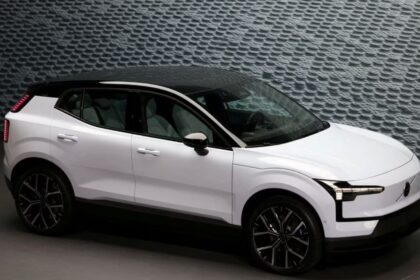 Volvo Cars Reports 7% Sales Decline Amid Market Challenges
