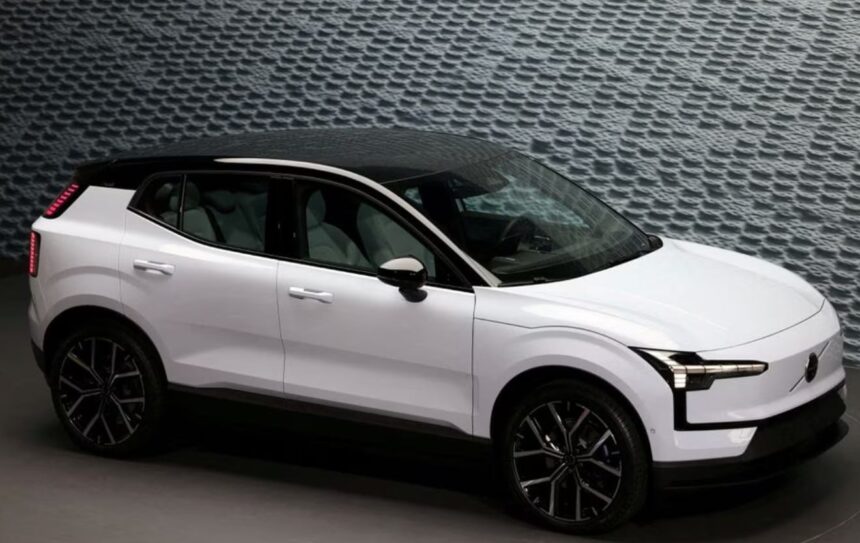 Volvo Cars Reports 7% Sales Decline Amid Market Challenges