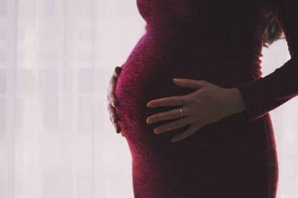 Pregnant Woman Airlifted to Israel for Urgent Delivery