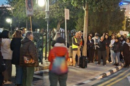 Cyprus Protesters Demand End to Cooperation with Nations Attacking Iran