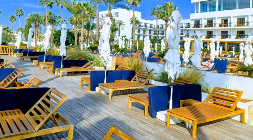 Cyprus Tourism Sector Faces Challenges Amid US Travel Advisory