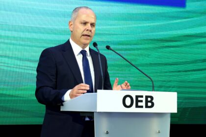 Oev Sounds Alarm on Cyprus Nurse Shortage Crisis