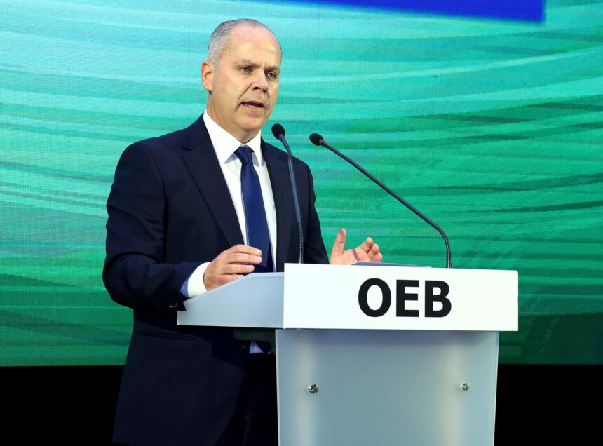 Oev Sounds Alarm on Cyprus Nurse Shortage Crisis