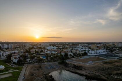 Idle Land Fuels Cyprus' Housing Crisis, Warns Loizou