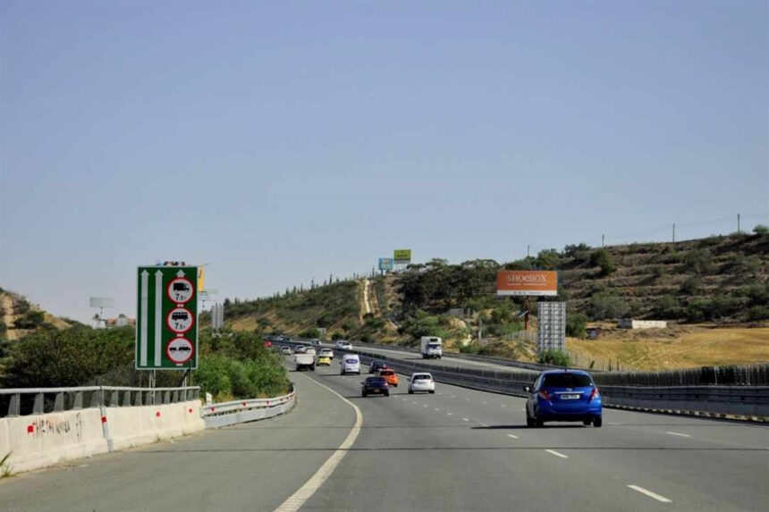 Right Lane Closed on Limassol-Nicosia Highway Following Collision