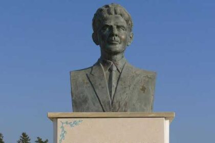 Stolen Bust of Eoka Fighter Christos Kkelis in Kissonerga Raises Community Concerns