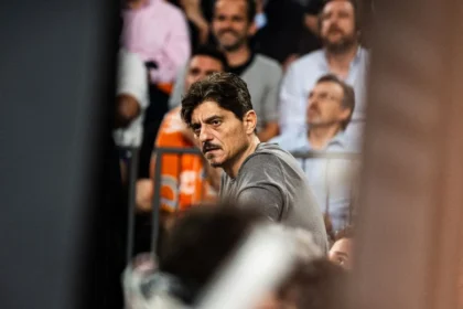 Dimitris Giannakopoulos Embraces Valencia Sun Ahead of EuroLeague Showdown