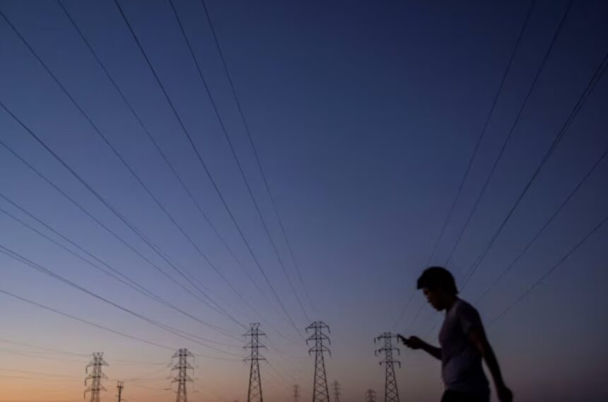 Battery Storage Firms Face Grid Connection Challenges Amid AI Demand