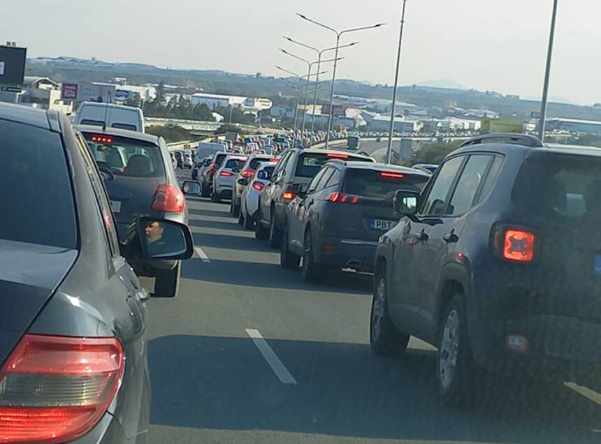 Lane on Ayia Napa-Larnaca Highway Reopens After Accident