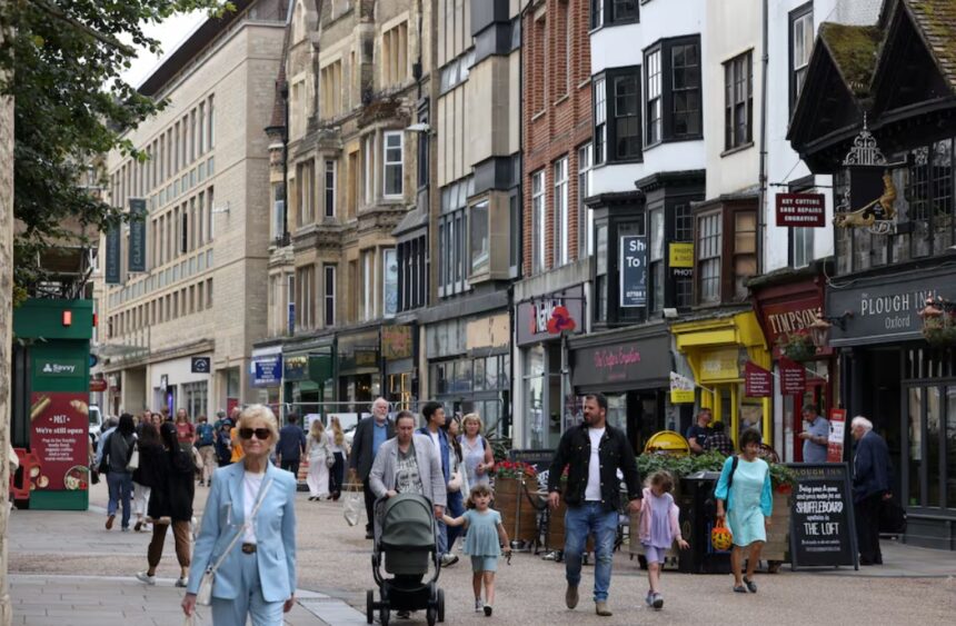 Shop Price Inflation in Britain Rises Amid Iran War Energy Costs