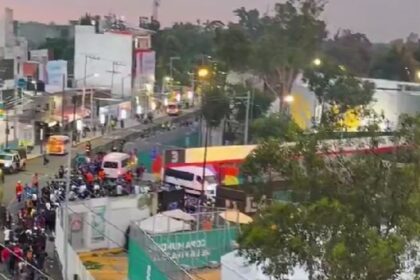 Fans Eagerly Await First Whistle of the World Cup at Estadio Azteca