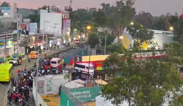 Fans Eagerly Await First Whistle of the World Cup at Estadio Azteca