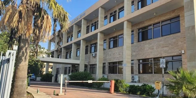 Four Suspects in Organised Crime and Extortion Case Appear in Larnaca Court