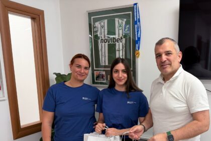 OMONOIA Foundation Supports Refugee Children with Football Donations